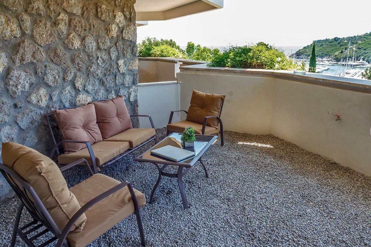 Valdroni Bed & Breakfast